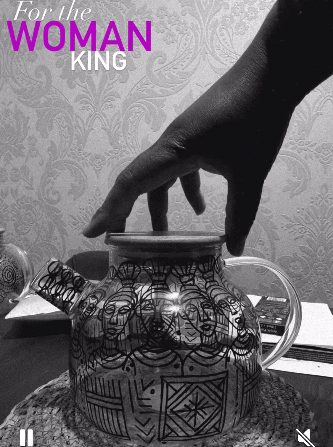 Teapot -The Woman King