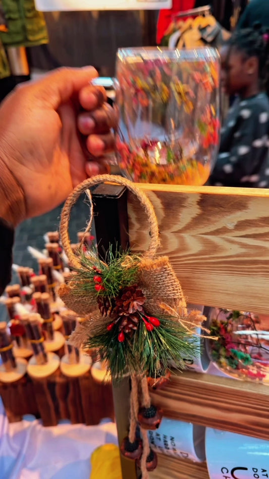 Floral Glass Mug – Double-Walled with Dried Flower Design